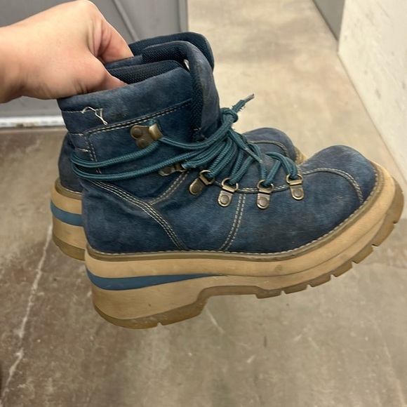 Shoes - Vintage 90s y2k chunky booties